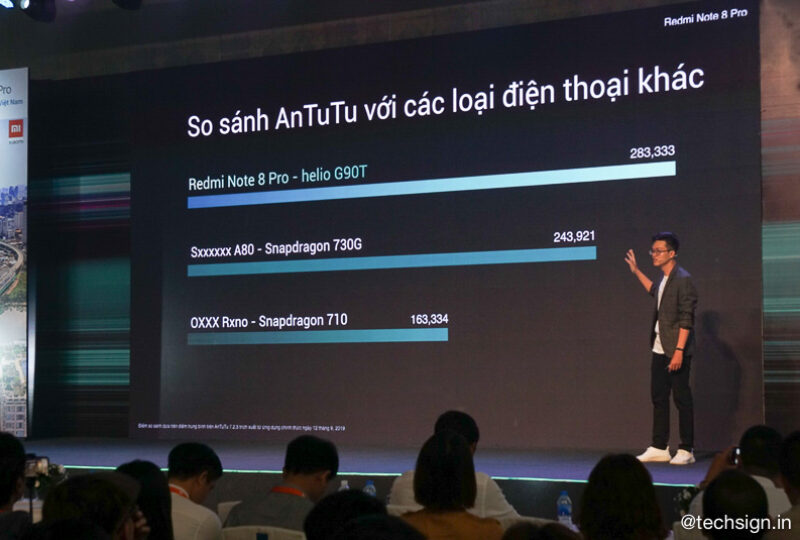 Lần đầu tiên Xiaomi ra mắt smartphone cùng máy lọc không khí, máy bơm hơi