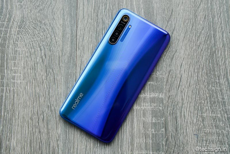 Mở hộp Realme XT, hai màu, bốn camera sau, giá 7,99 triệu