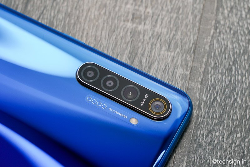 Mở hộp Realme XT, hai màu, bốn camera sau, giá 7,99 triệu