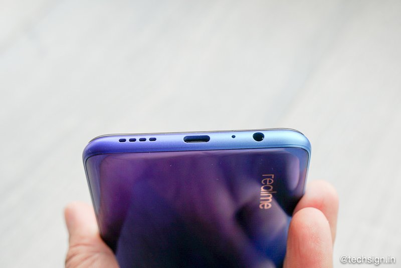 Mở hộp Realme XT, hai màu, bốn camera sau, giá 7,99 triệu