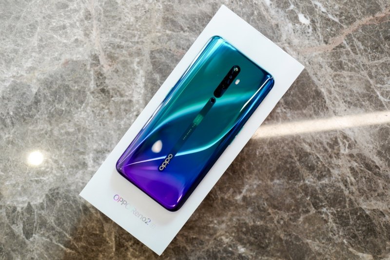 OPPO Reno2 F màu Xanh Tinh Vân ra mắt, bán độc quyền 1 tháng tại Thế Giới Di Động