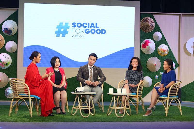 Chương trình #SocialForGood Live-athon thu hút 4 triệu lượt người xem