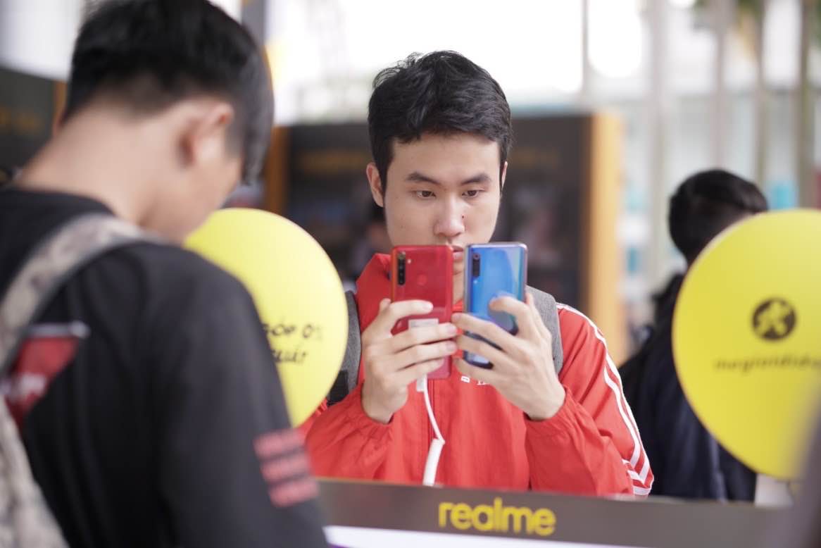 Gần 40.000 sinh viên tham dự Đại nhạc hội Realme Connection tại Hà Nội