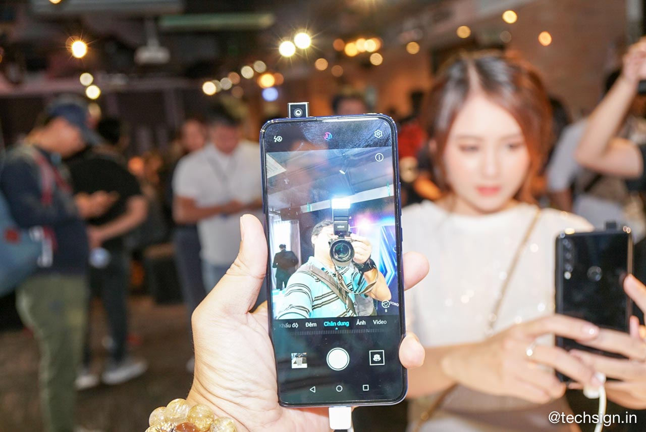 Honor 9X ra mắt cùng đồng hồ và vòng đeo tay thông minh