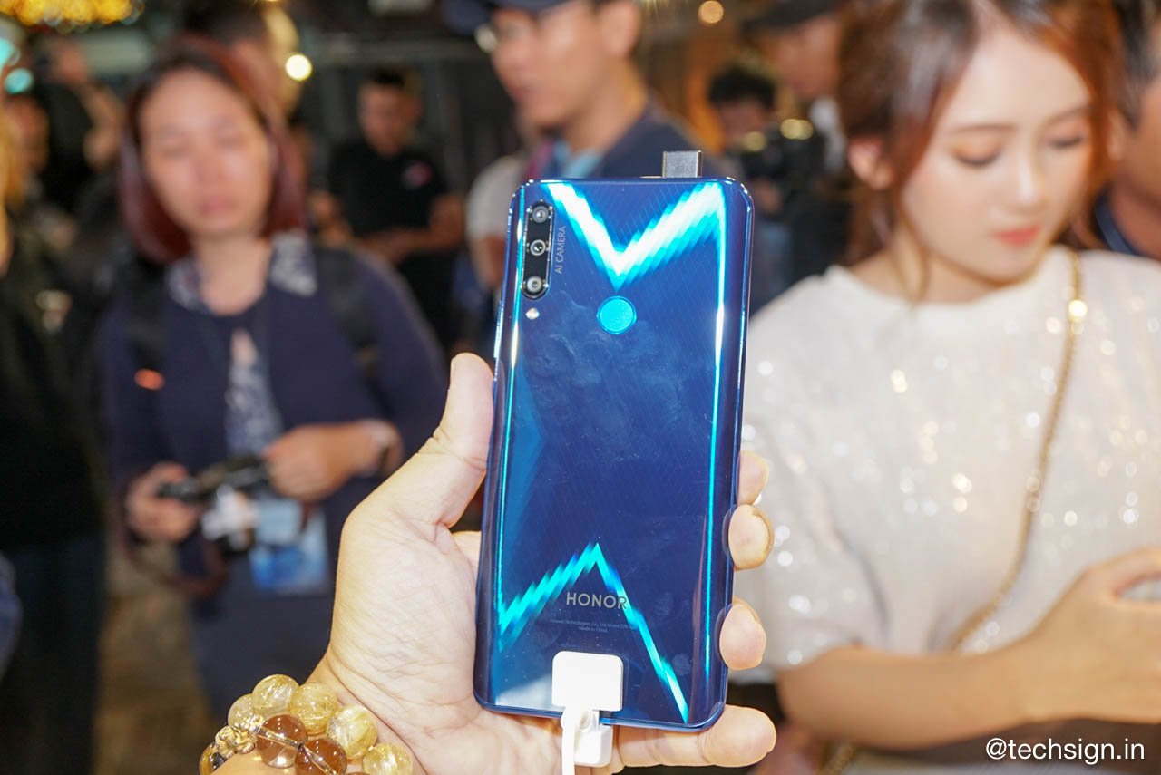 Honor 9X ra mắt cùng đồng hồ và vòng đeo tay thông minh