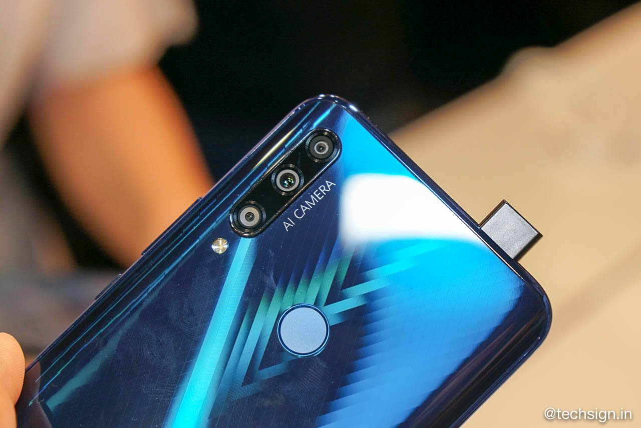 Honor 9X ra mắt cùng đồng hồ và vòng đeo tay thông minh