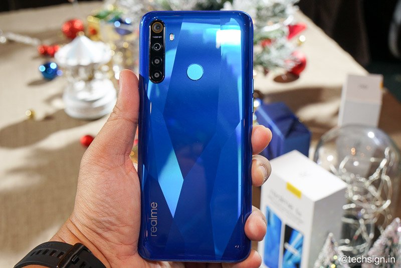 Ra mắt Realme 5s, bán độc quyền tại Thế giới Di động từ 14/12