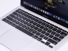 Macbook Air 2020 về Việt Nam giá gần 28 triệu đồng