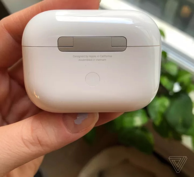 AirPods Pro "lắp ráp tại Việt Nam" đã xuất hiện trên thị trường