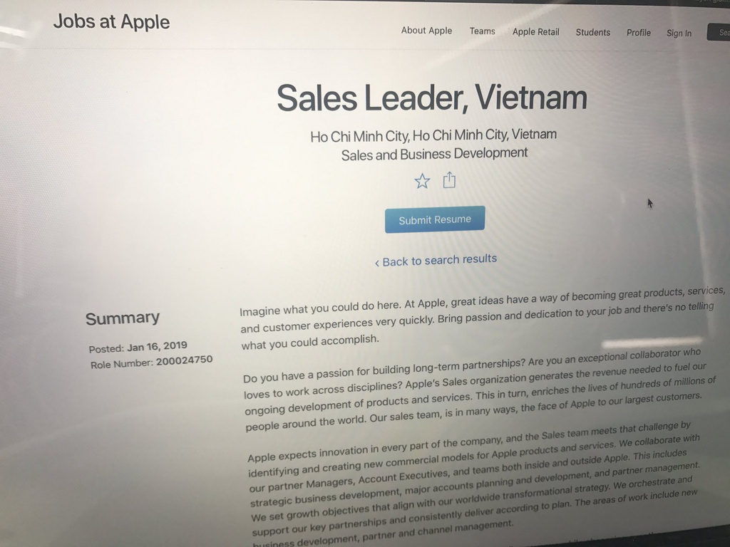 Apple tuyển dụng nhiều vị trí, dự định mở nhà máy tại Việt Nam?