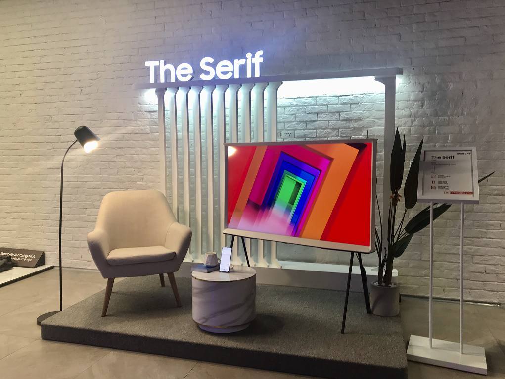 Trải nghiệm thực tế TV QLED 8K, The Frame, The Serif và The Sero 2020 tại Samsung 68