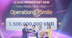 LG đấu giá TV OLED 8K, tặng 1,5 tỷ đồng cho Operation Smile