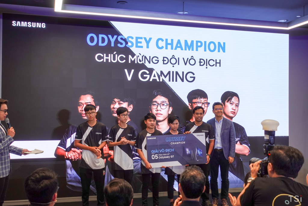 Samsung bán ra màn hình gaming cong Odyssey G7 và G9, giá từ 25,8 triệu đồng