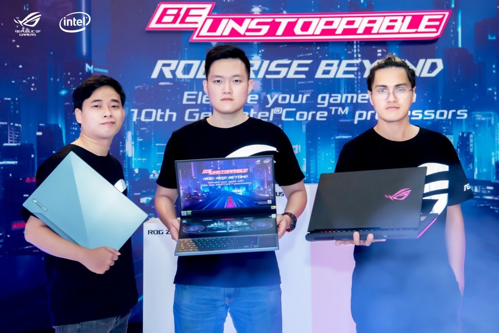 ASUS ra mắt ROG Zephyrus Duo 15 tại sự kiện Rise Beyond