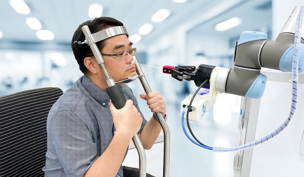 Đại dịch khiến nhu cầu về Cobot ngành y tế tăng mạnh