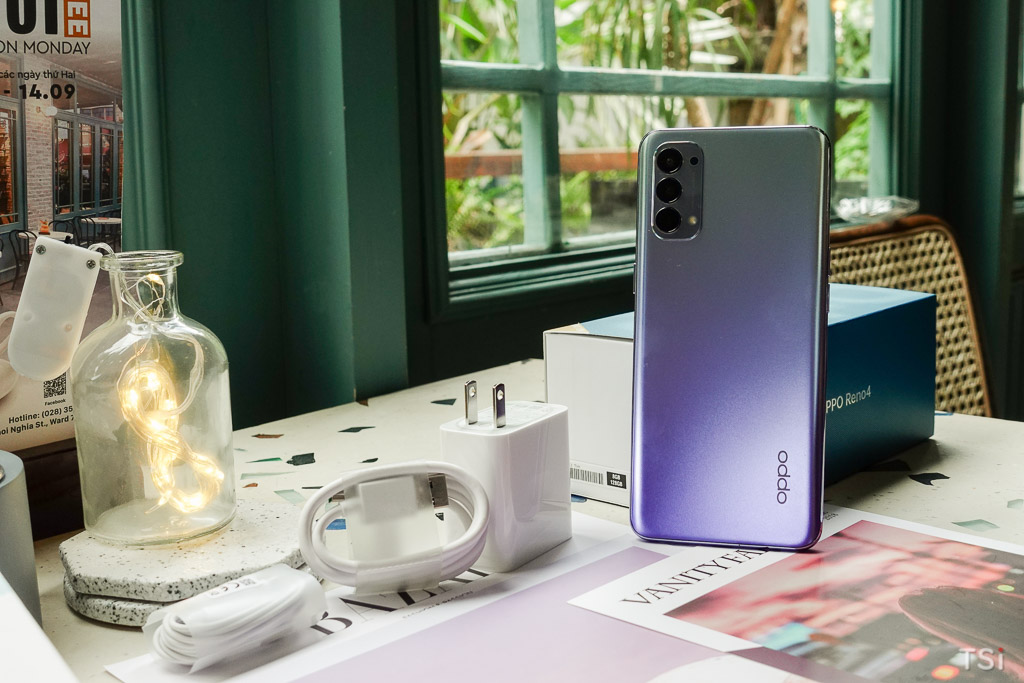 OPPO Reno4 bổ sung thêm màu Tím khói