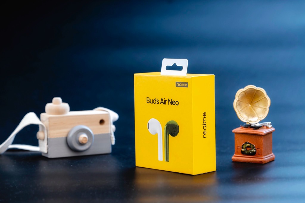 Ra mắt tai nghe Realme Buds Air Neo, bán từ 28/8