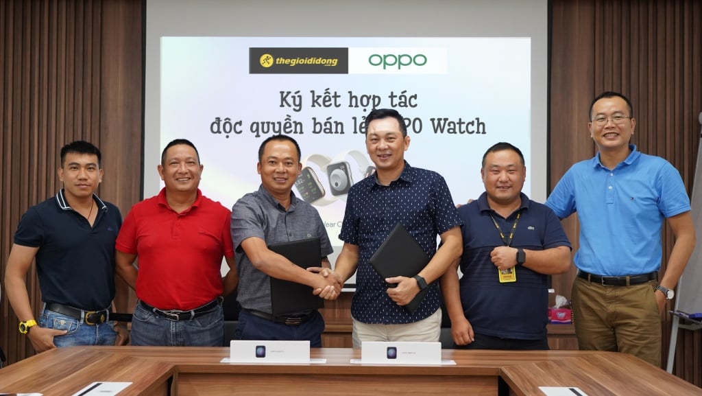 Thế Giới Di Động độc quyền phân phối smartwatch đầu tiên của OPPO