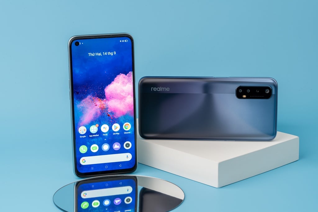 Ảnh thực tế Realme 7, bán tại Việt Nam trong tháng này