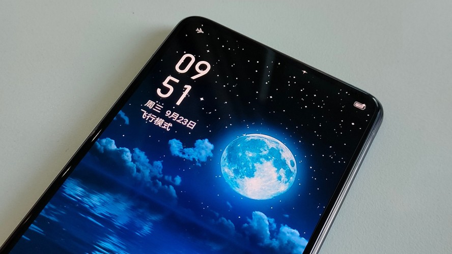 Quản lý cấp cao realme hé lộ smartphone với camera dưới màn hình