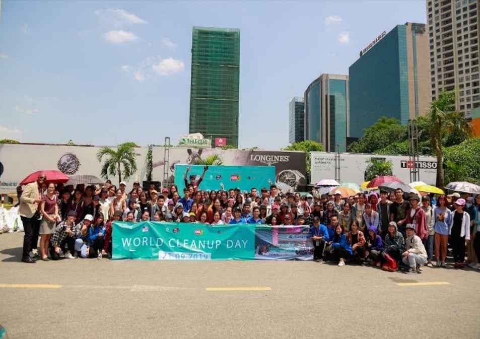 Canon đồng hành chiến dịch World Cleanup Day 2020 tại Hà Nội