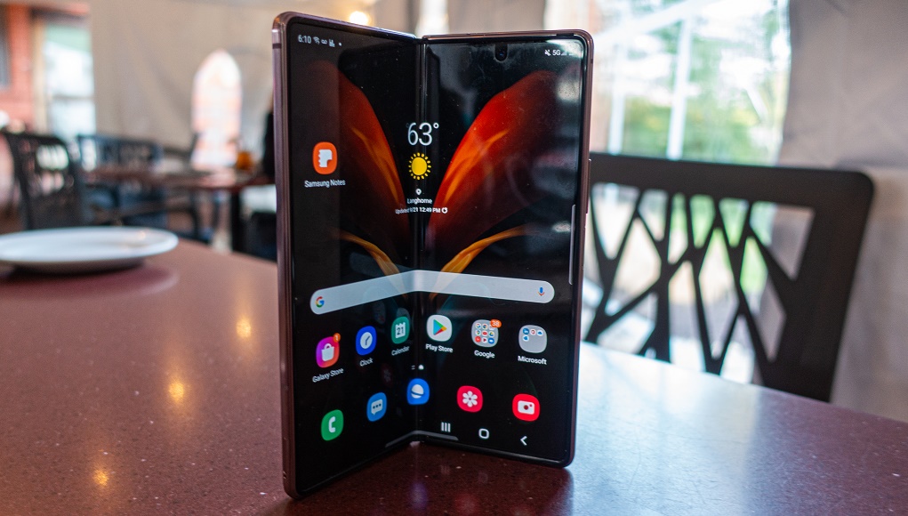 Galaxy Z Fold 3 sẽ là smartphone đầu tiên của Samsung có camera dưới màn hình