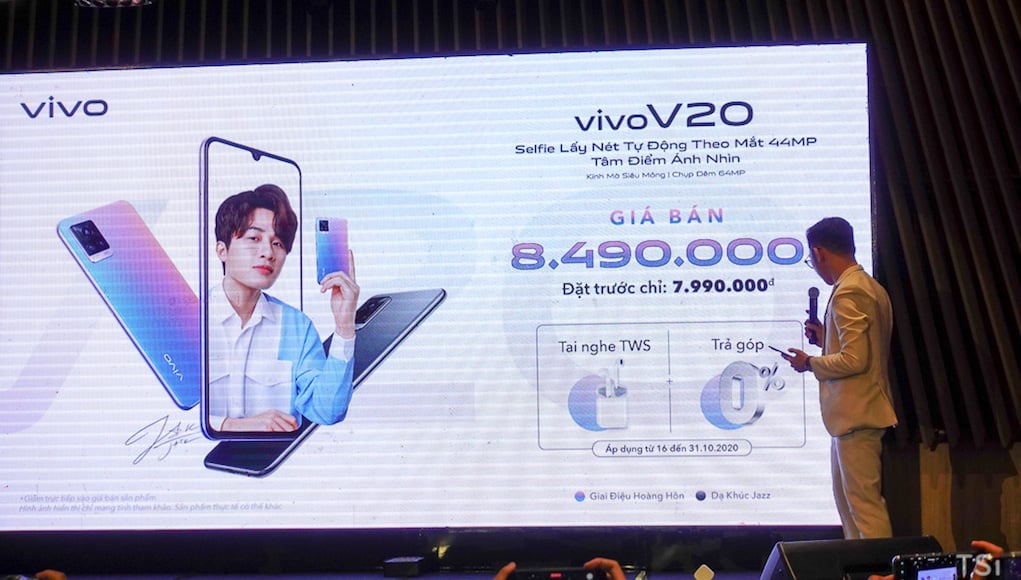 Vivo V20 lên kệ giá 8,49 triệu đồng cùng nhiều ưu đãi