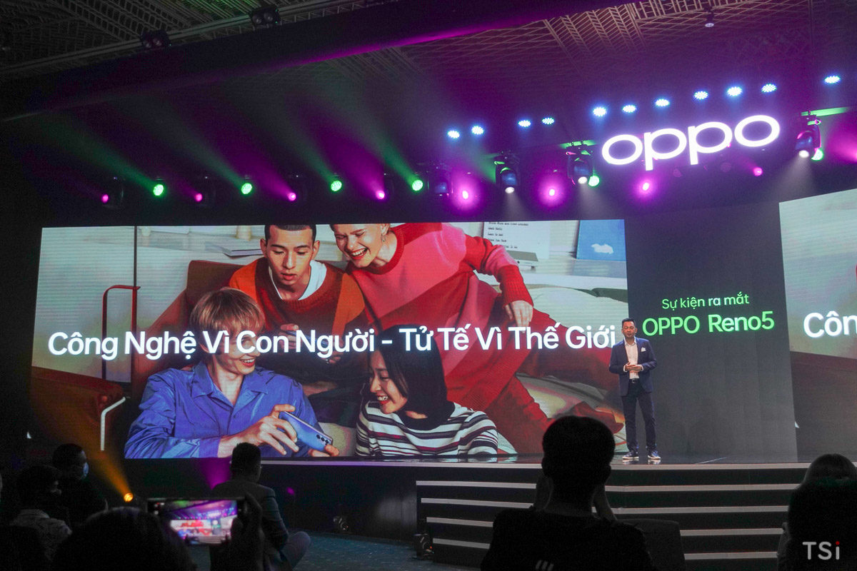 OPPO Reno5 chính thức ra mắt với hai màu, giá 8,7 triệu đồng