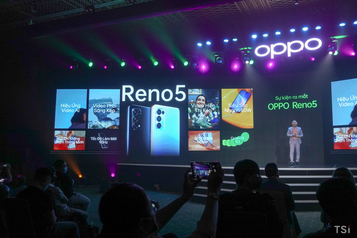 OPPO Reno5 chính thức ra mắt với hai màu, giá 8,7 triệu đồng