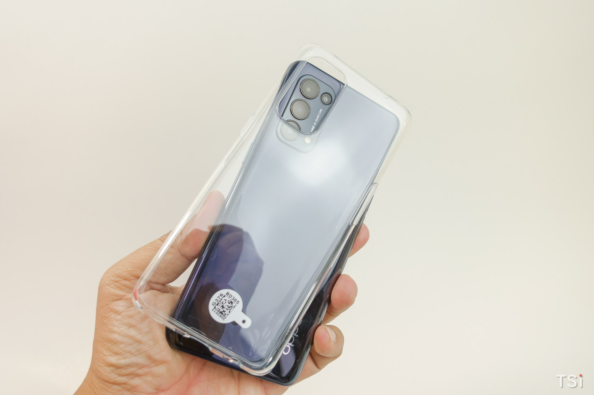 Mở hộp OPPO Reno5: mỏng, pin lớn, sạc nhanh, cụm camera ấn tượng