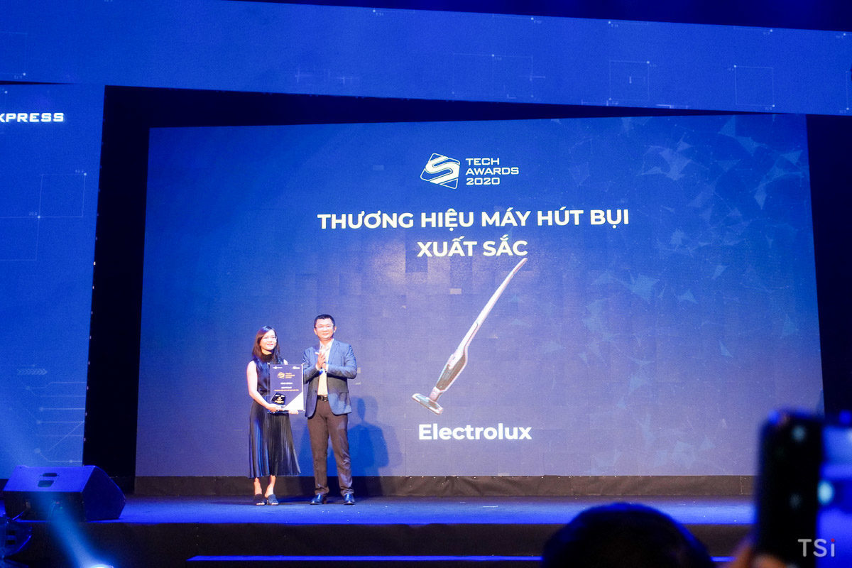 Điện thoại VSmart đoạt nhiều giải thưởng tại Số Hóa Tech Awards 2020