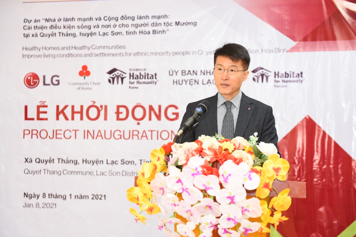 LG cùng Habitat for Humanity hỗ trợ các hộ gia đình dân tộc Mường