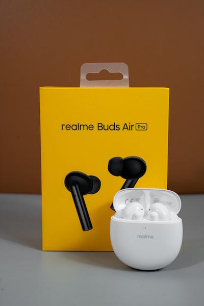 CellPhoneS bán độc quyền tai nghe Realme Buds Air Pro, đặt hàng tặng loa 1 triệu đồng