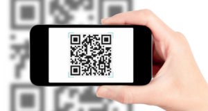 Tiết kiệm thời gian tại bệnh viện những ngày rét đậm nhờ quét mã Zalo QR