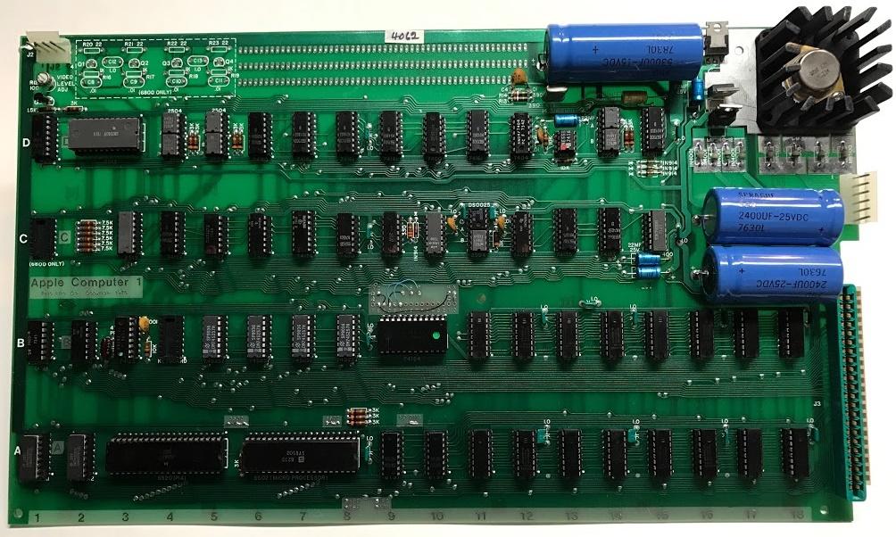 Chiếc máy tính Apple-1 sản xuất năm 1976 đang được rao bán trên eBay với giá 1,5 triệu USD