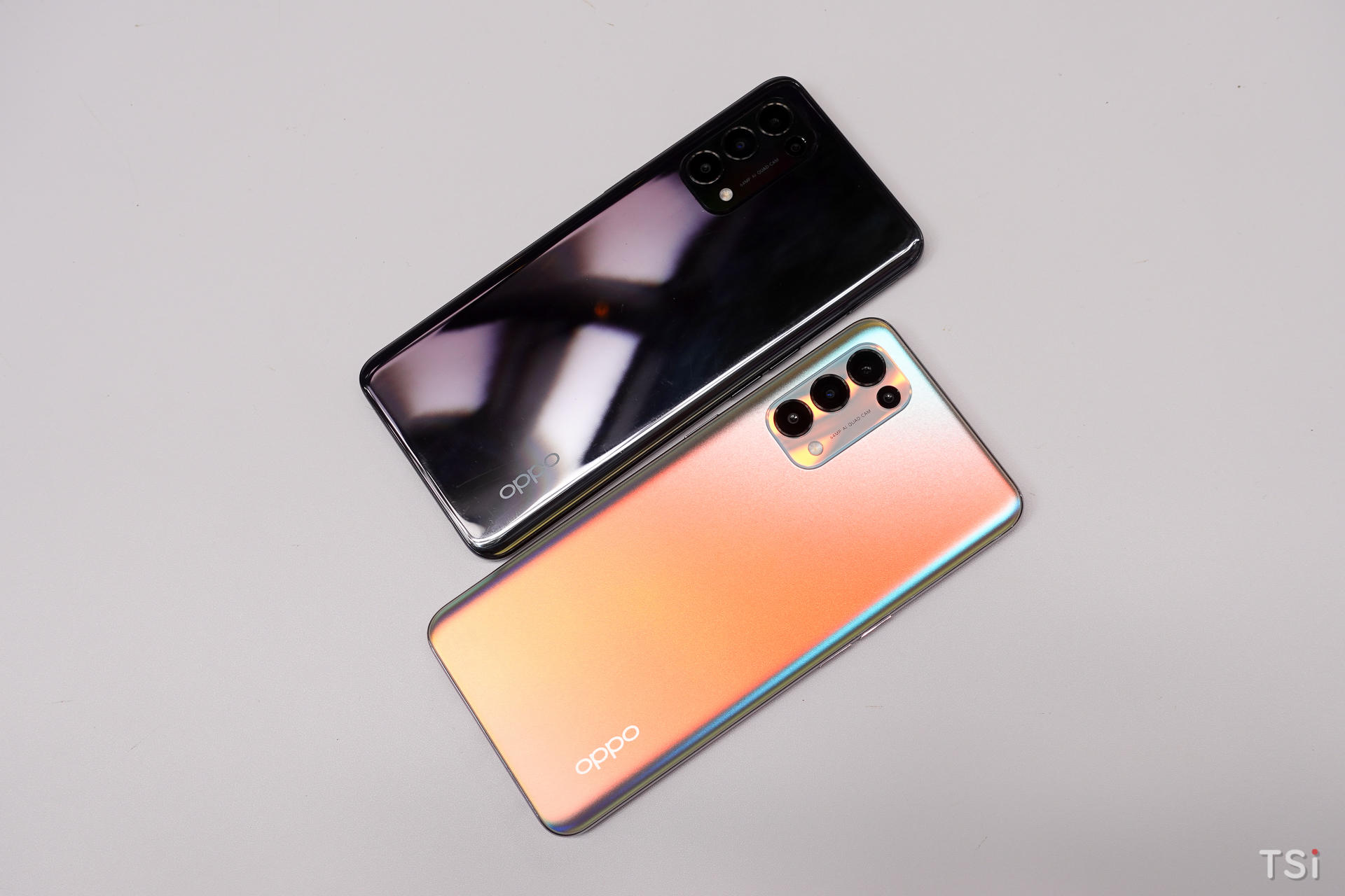 OPPO Reno5 5G bán từ hôm nay, giá 12 triệu đồng