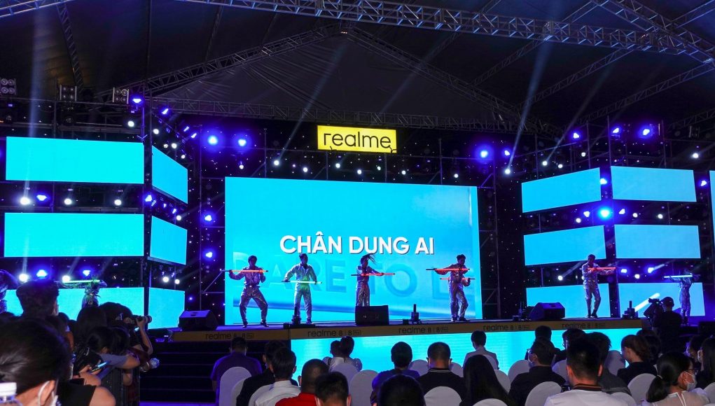 Realme công bố giá bộ đôi 8 series qua sự kiện khuấy động hoành tráng