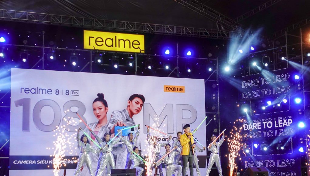 Realme công bố giá bộ đôi 8 series qua sự kiện khuấy động hoành tráng