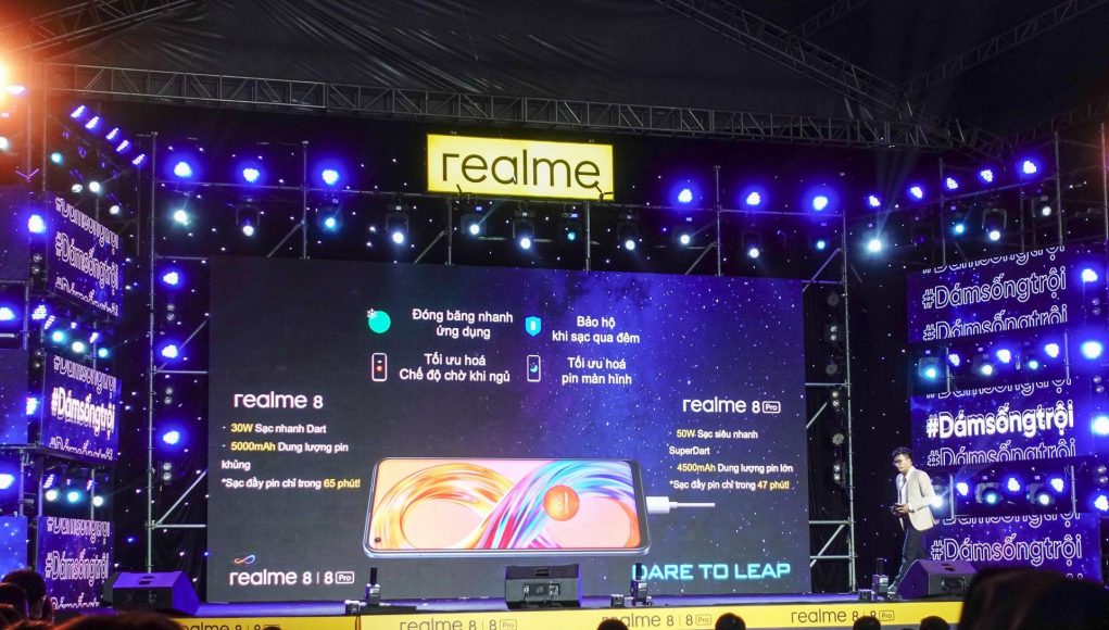 Realme công bố giá bộ đôi 8 series qua sự kiện khuấy động hoành tráng