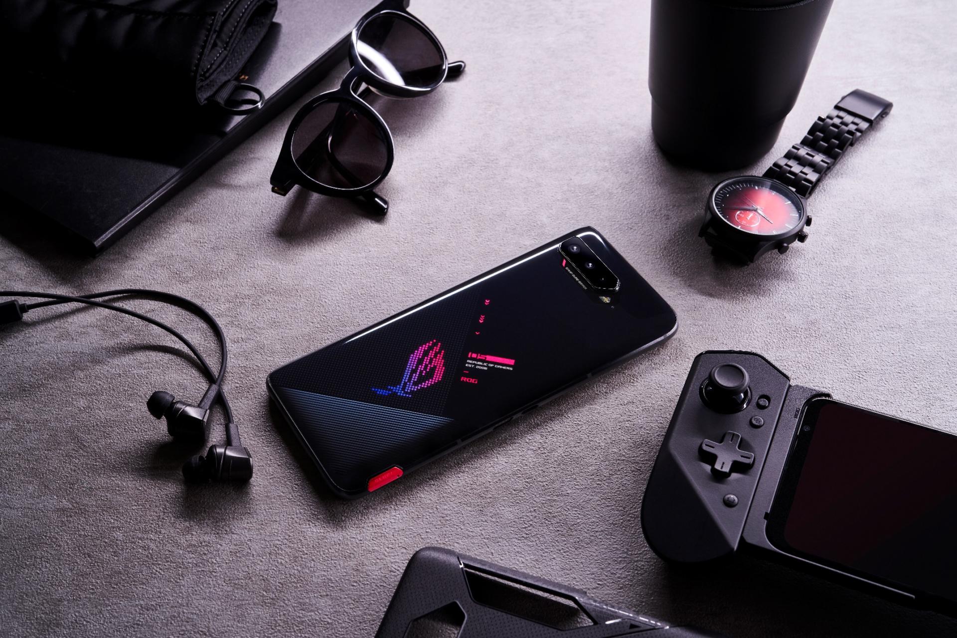 Chính thức mở bán ASUS ROG Phone 5 tại Việt Nam