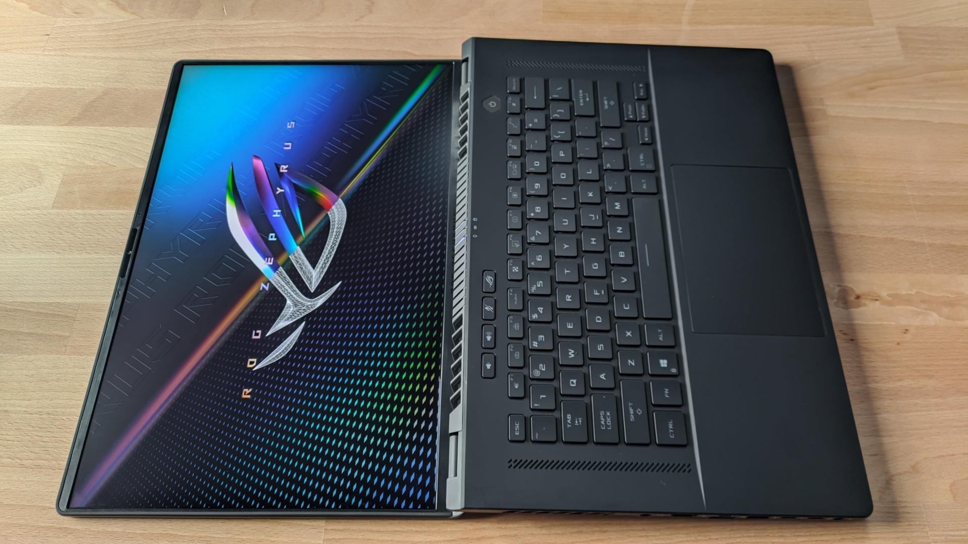 ASUS ROG giới thiệu ROG Zephyrus M16 và S17 sử dụng bộ xử lý Intel thế hệ 11