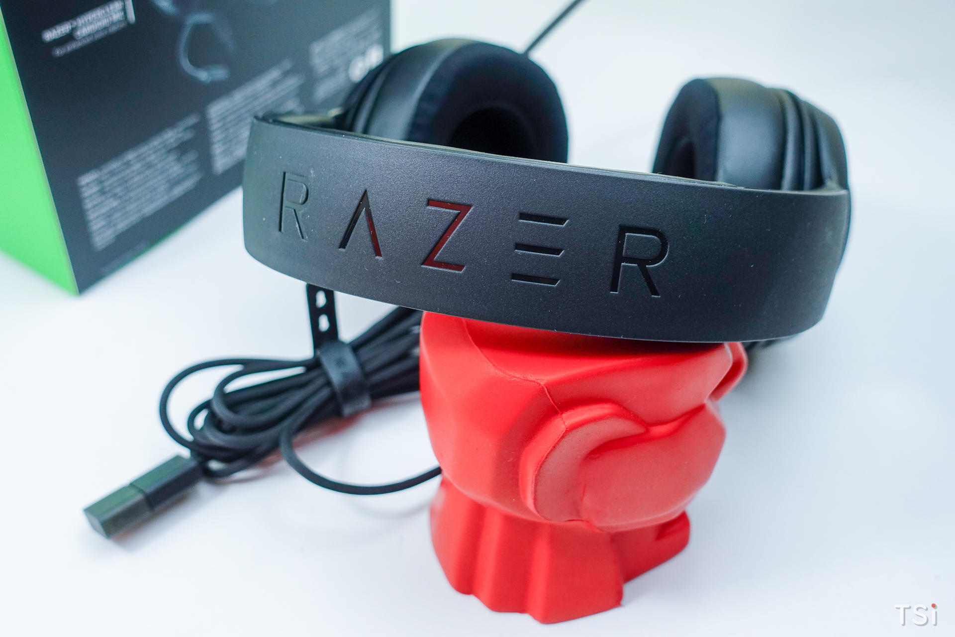 Đánh giá tai nghe Razer Kraken V3 X: nhẹ, phù hợp cho game thủ