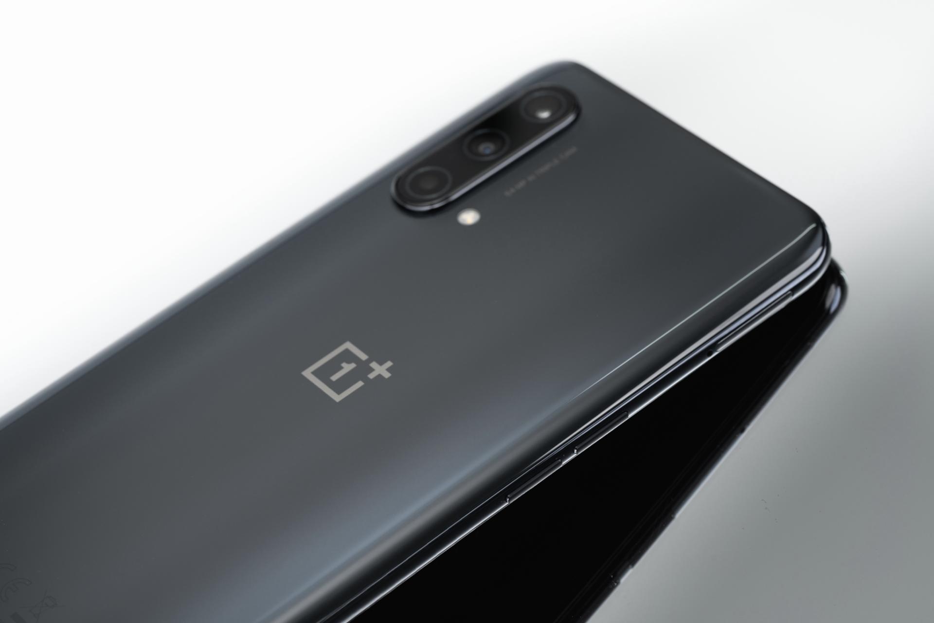 Mở hộp OnePlus Nord CE 5G giá từ 9 triệu đồng