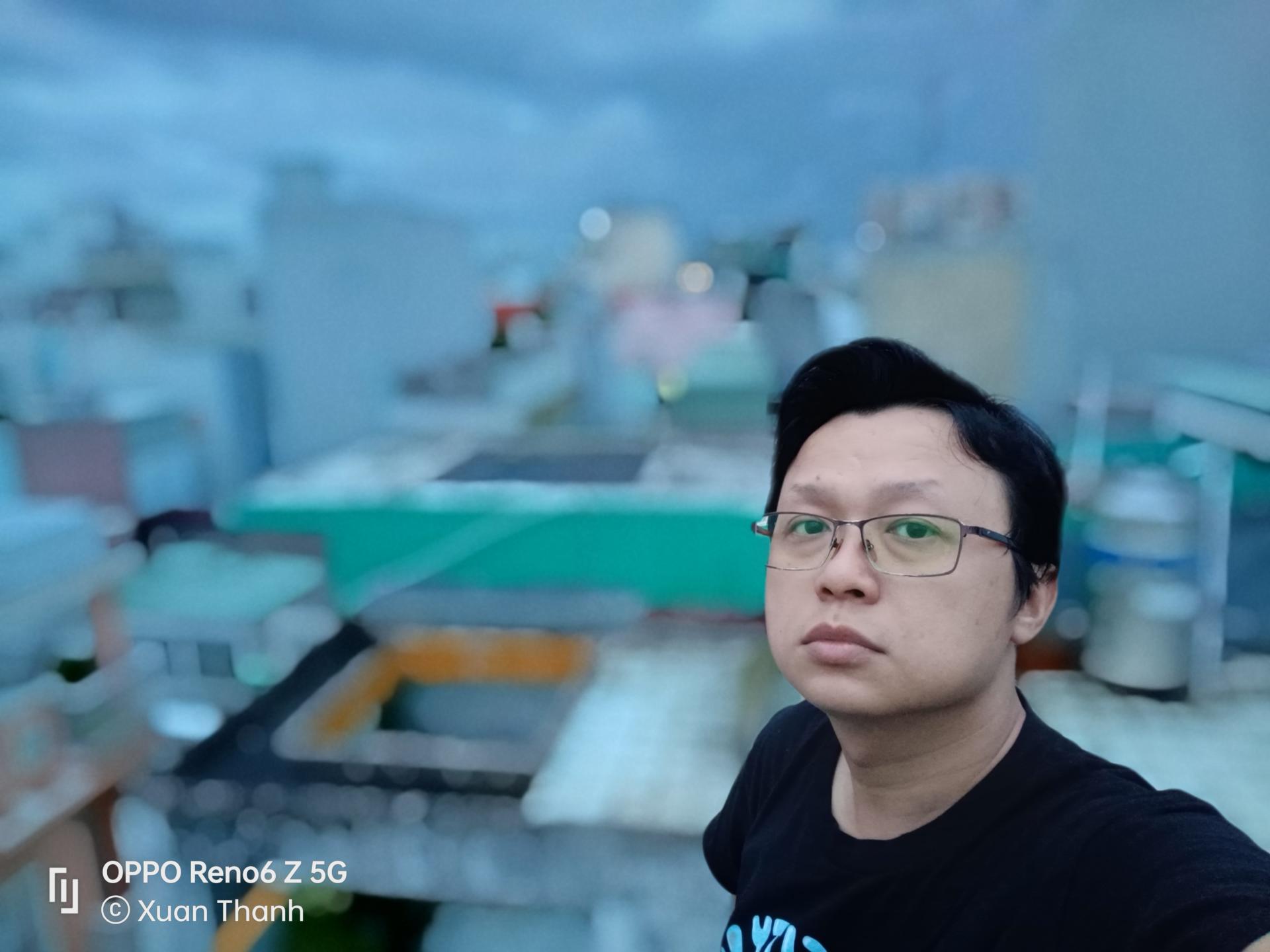 Ảnh selfie trên OPPO Reno6 Z 5G