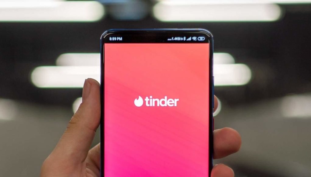 Tinder cam kết Xác Minh Danh Tính các thành viên trên toàn cầu