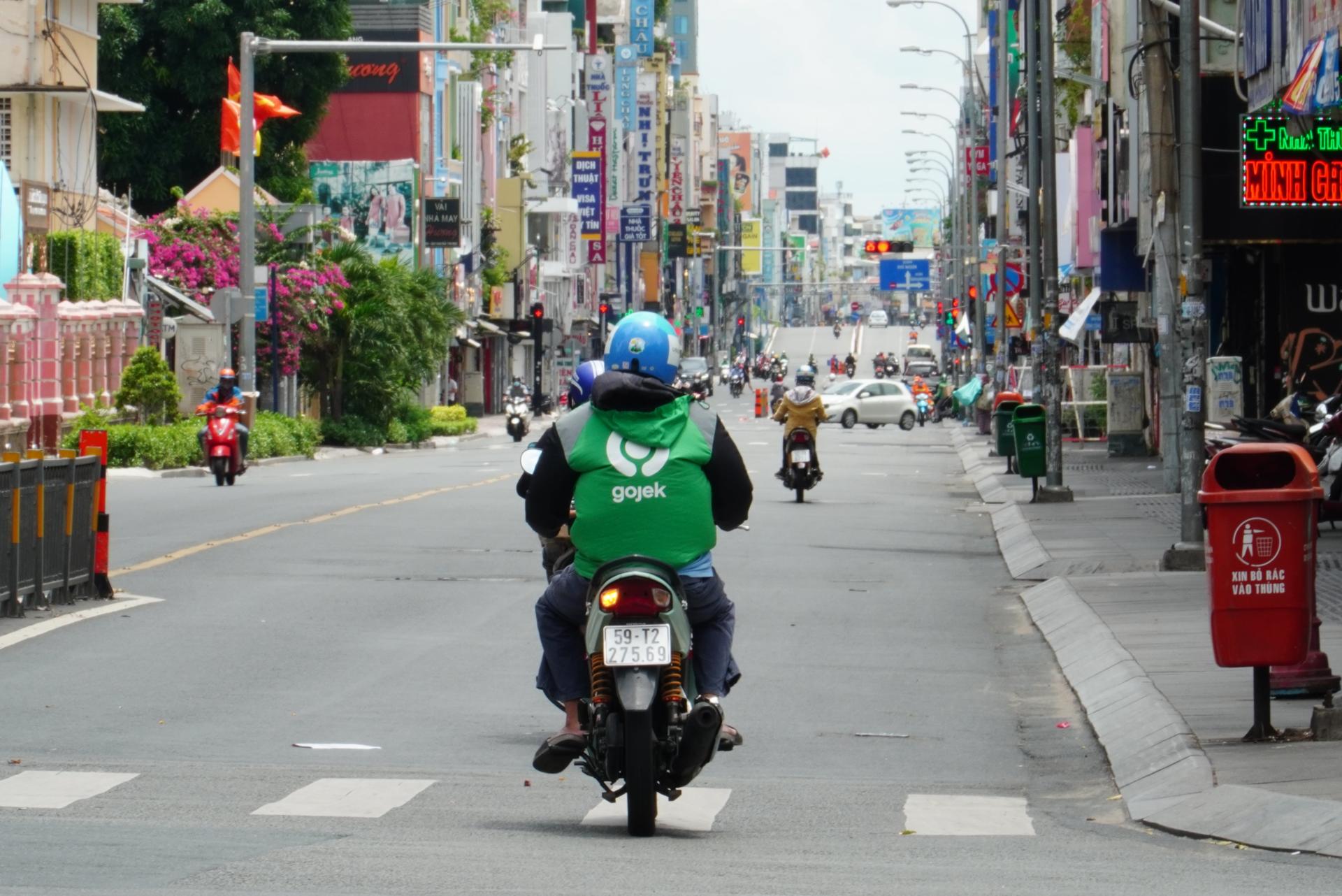 Gojek thông báo shipper chạy liên quận huyện và TP. Thủ Đức