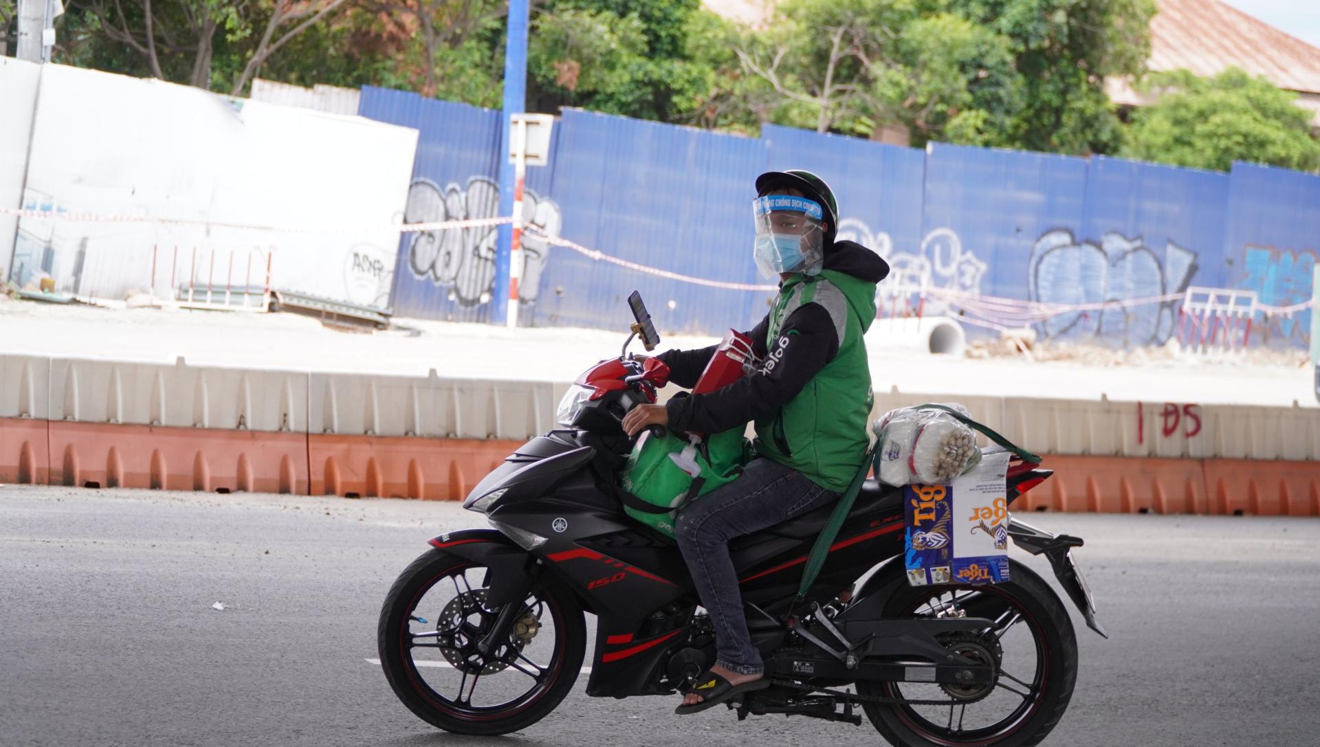 Gojek thông báo shipper chạy liên quận huyện và TP. Thủ Đức