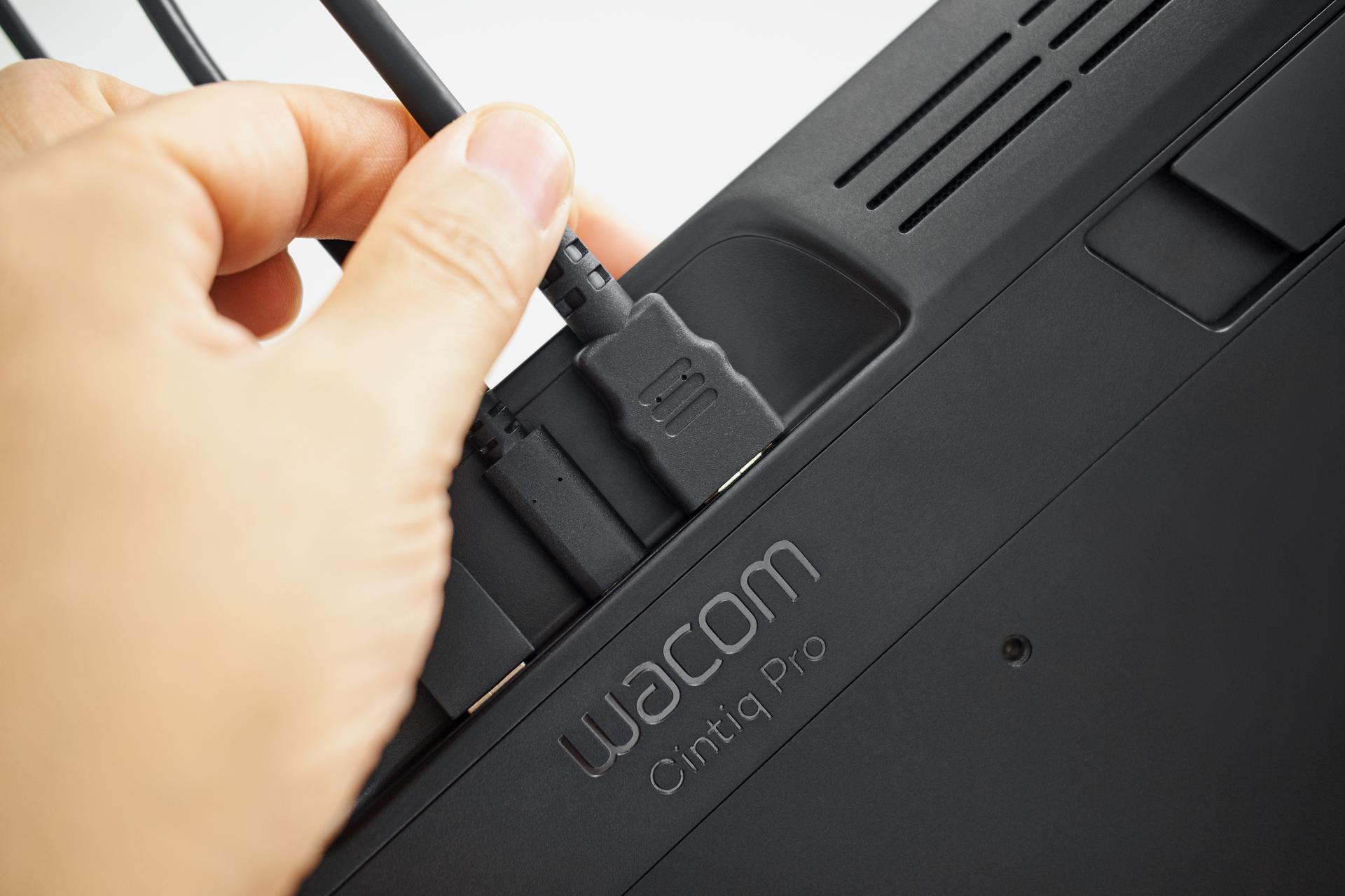 Wacom ra mắt sản phẩm Cintiq Pro 16 mới dành cho nghệ sĩ và nhà thiết kế kỹ thuật số