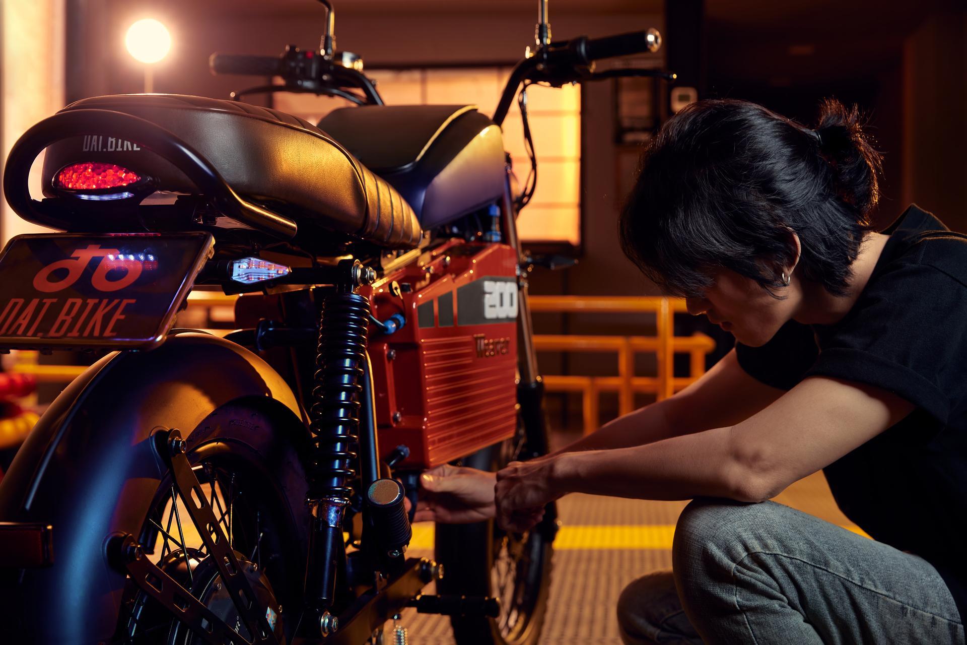 Dat Bike ra mắt xe máy điện Weaver 200: sạc pin 3 giờ, chạy được 200km