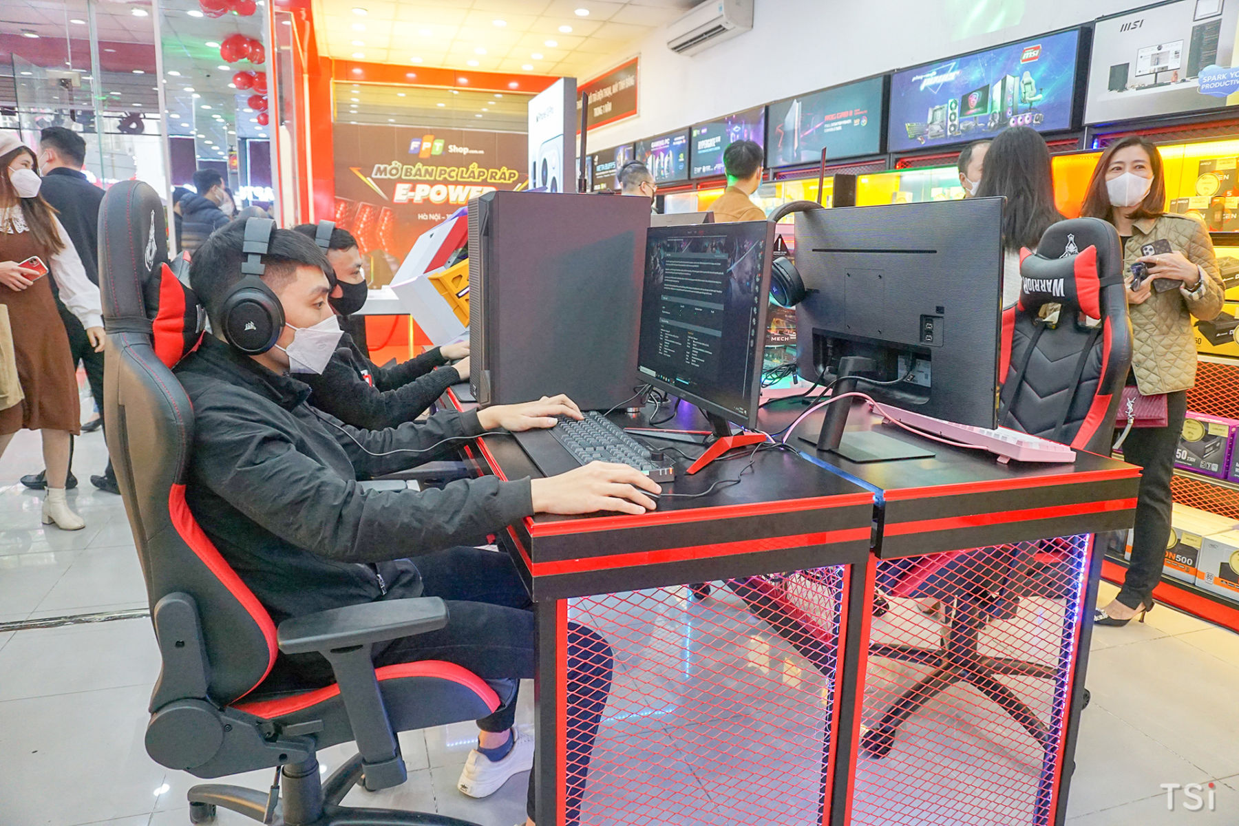 FPT Shop ‘lấn sân’ sang mảng PC lắp ráp với mục tiêu hoàn thiện hệ sinh thái máy tính, trở thành điểm đến công nghệ hàng đầu